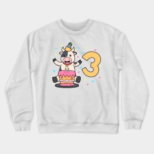 I am 3 with cow - kids birthday 3 years old Crewneck Sweatshirt